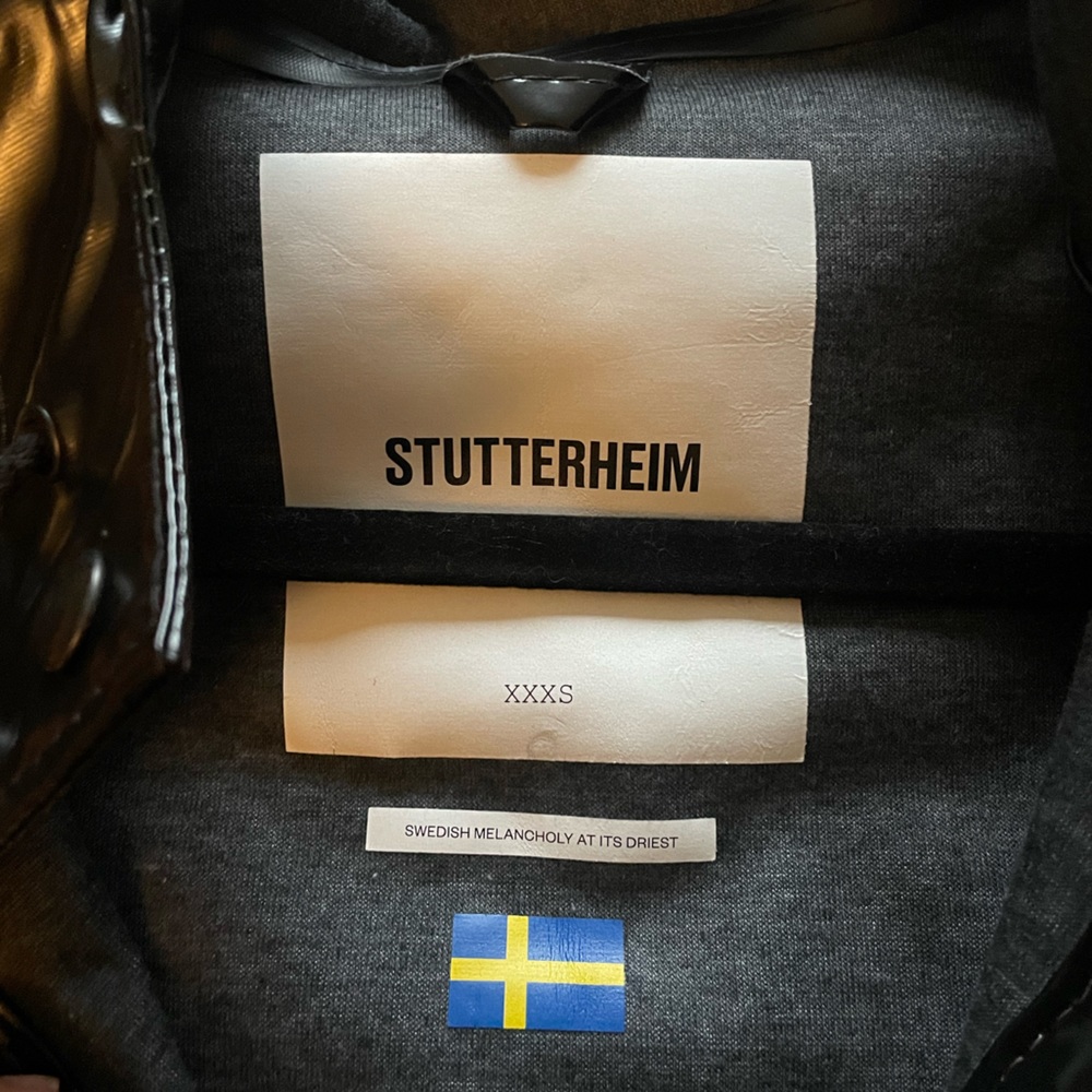 Stutterheim Frame Opal Raincoat Black/White - Picture 2 of 9